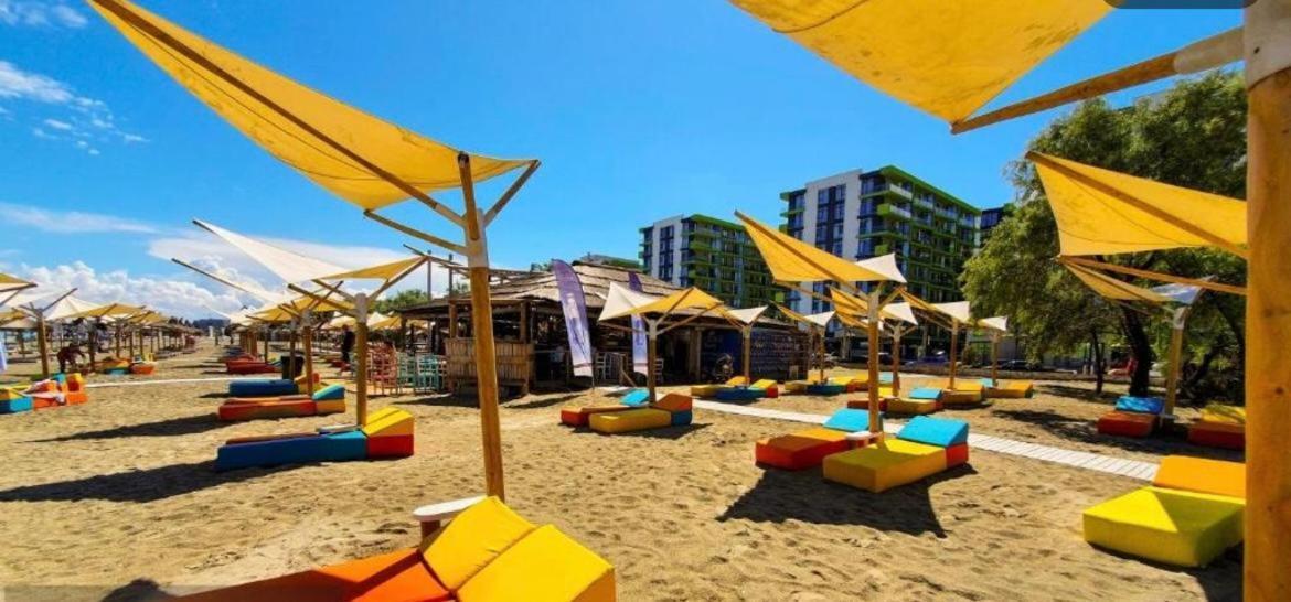 Bea Apartament On The Beach -Mamaia Nord ナボダリ エクステリア 写真