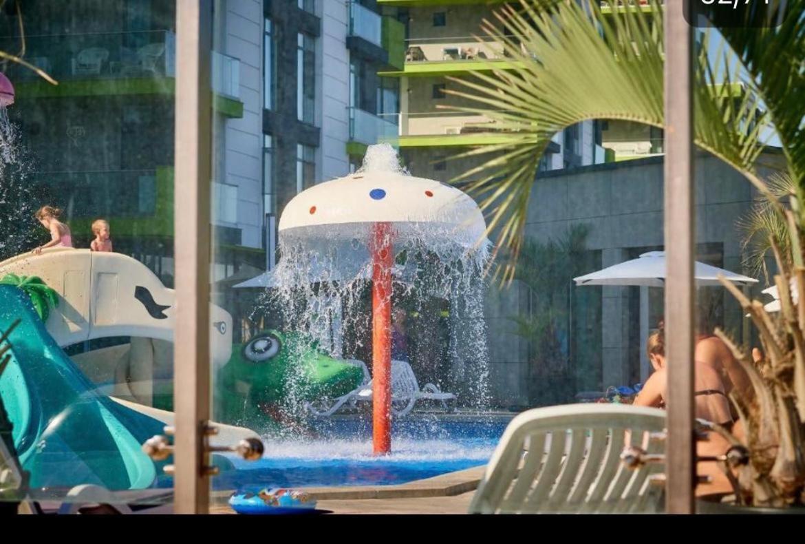 Bea Apartament On The Beach -Mamaia Nord ナボダリ エクステリア 写真